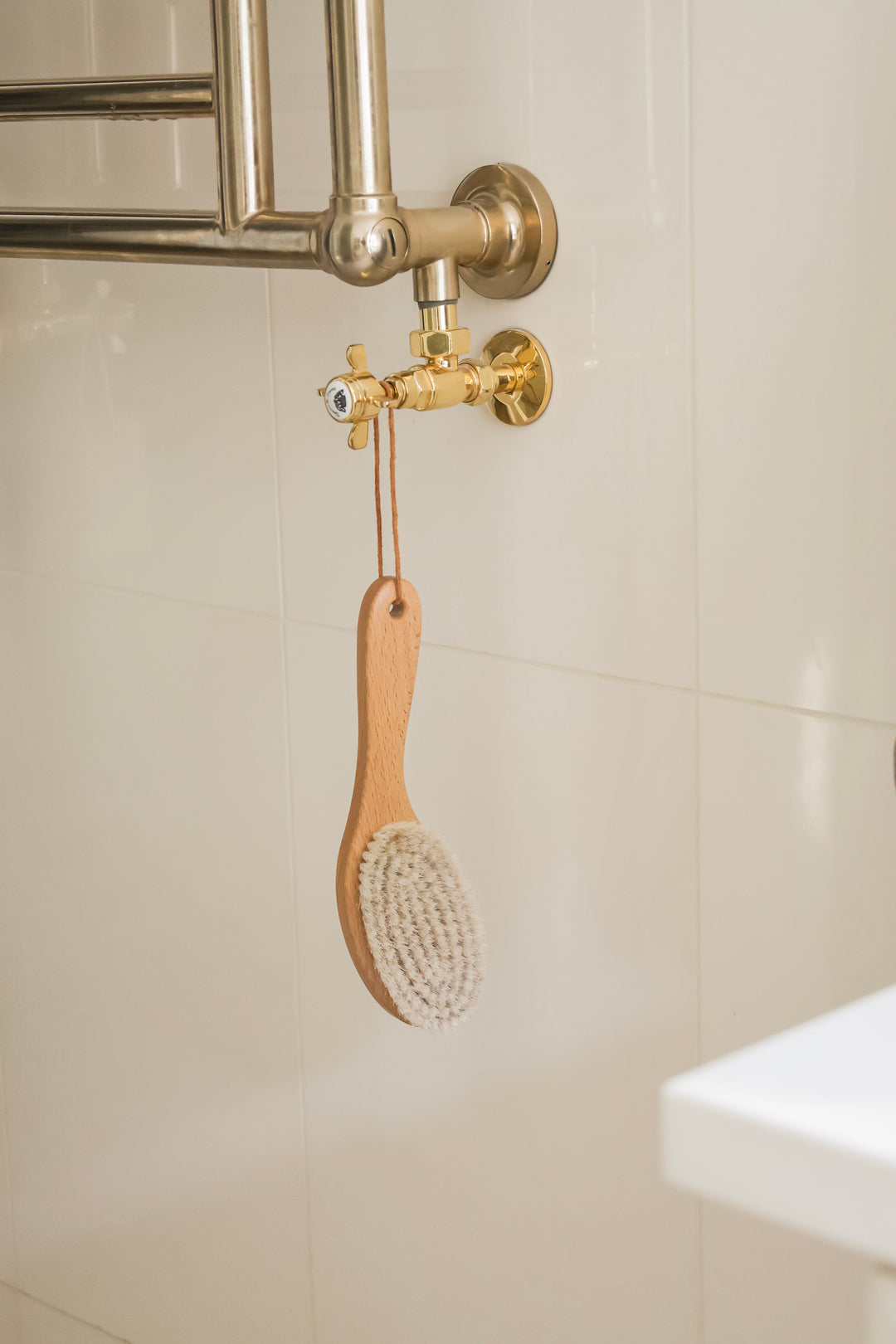 BUFF Body Brush - Lang Handvat