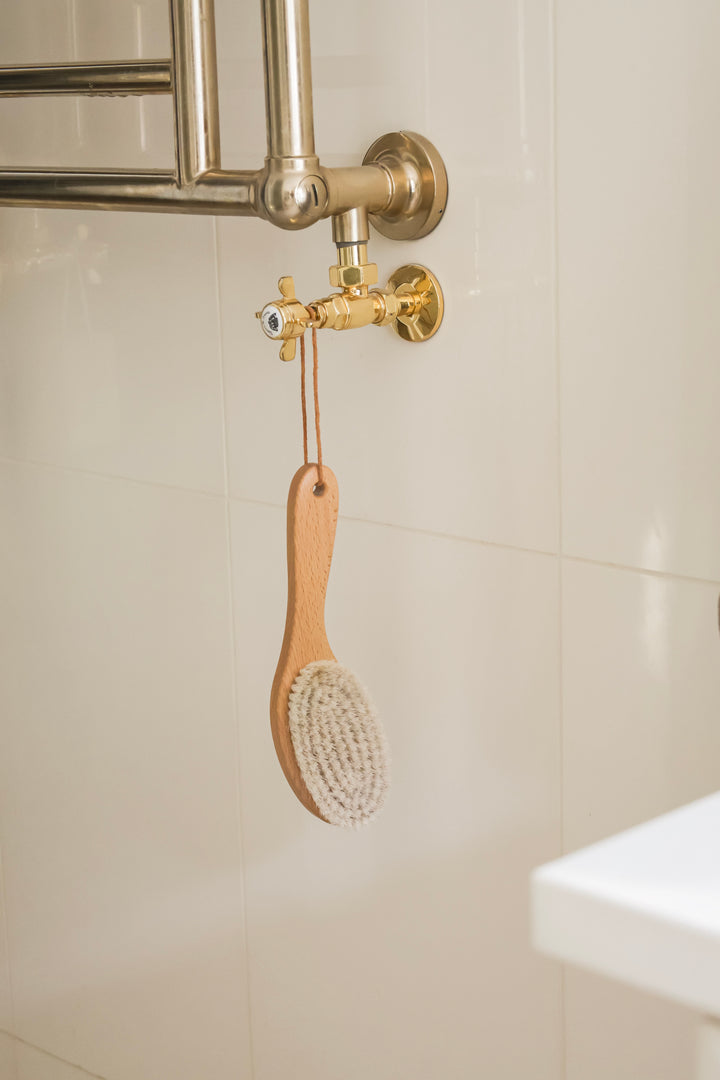 BUFF Body Brush - Lang Handvat
